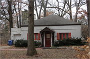 6003 MIDWOOD AVE, a One Story Cube house, built in Monona, Wisconsin in 1935.