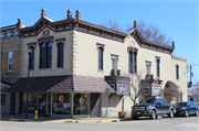 100 N MAIN ST, a Italianate retail building, built in Fort Atkinson, Wisconsin in 1883.