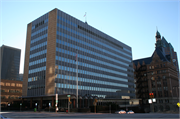841 N BROADWAY, a Contemporary government office/other, built in Milwaukee, Wisconsin in 1958.