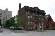 1104 N VAN BUREN ST, a Neoclassical/Beaux Arts apartment/condominium, built in Milwaukee, Wisconsin in 1917.