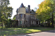 606 W WILLOW ST, a Queen Anne house, built in Chippewa Falls, Wisconsin in 1904.