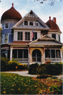 1212 WASHINGTON AVE, a Queen Anne house, built in Oshkosh, Wisconsin in 1895.