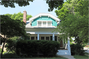 469-69A N 50TH ST, a house, built in Milwaukee, Wisconsin in 1924.