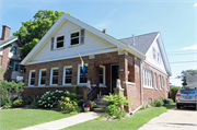 4803 W WOODLAWN CT, a house, built in Milwaukee, Wisconsin in 1913.