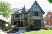 4837 W SUNNYSIDE DR, a house, built in Milwaukee, Wisconsin in 1928.
