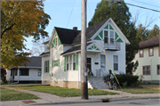 1033 SHAWANO AVE, a Queen Anne house, built in Green Bay, Wisconsin in 1894.