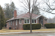 440 W GRAND AVE, a Bungalow house, built in Port Washington, Wisconsin in 1925.