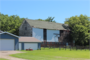 3108 GASTON RD, a Astylistic Utilitarian Building barn, built in Cottage Grove, Wisconsin in 1880.