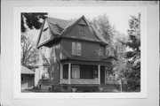 726 MCINDOE ST, a Queen Anne house, built in Wausau, Wisconsin in 1899.