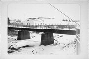 WISCONSIN RIVER AT W WASHINGTON ST, a NA (unknown or not a building) steel beam or plate girder bridge, built in Wausau, Wisconsin in 1926.
