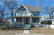 620 S PRAIRIE ST, a Queen Anne house, built in Stoughton, Wisconsin in 1903.