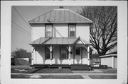 821 DESNOYER ST, a Two Story Cube house, built in Kaukauna, Wisconsin in .