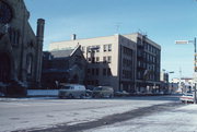 610 S MAIN ST, a Prairie School large office building, built in Racine, Wisconsin in 1915.