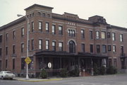 213 S CENTRAL AVE, a Romanesque Revival hotel/motel, built in Richland Center, Wisconsin in 1873.