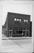 122-126 S CHURCH ST, a Commercial Vernacular retail building, built in Richland Center, Wisconsin in 1920.