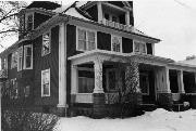 910 BROAD ST, a Neoclassical/Beaux Arts house, built in Beloit, Wisconsin in 1905.