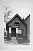 1509 S 2ND ST, a Front Gabled house, built in Milwaukee, Wisconsin in 1916.