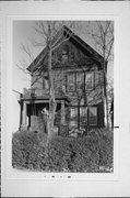 1512 S 2ND ST, a Front Gabled house, built in Milwaukee, Wisconsin in .