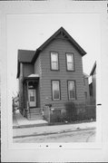 1555 S 2ND ST, a Queen Anne house, built in Milwaukee, Wisconsin in 1895.