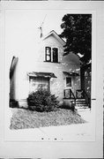 1558 S 2ND ST, a Front Gabled house, built in Milwaukee, Wisconsin in .