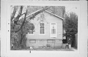 1642A S 2ND ST, a Front Gabled house, built in Milwaukee, Wisconsin in .