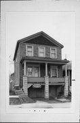 1719 S 2ND ST, a Front Gabled house, built in Milwaukee, Wisconsin in .