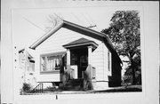 1122 S 3RD ST, a Front Gabled house, built in Milwaukee, Wisconsin in .