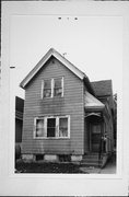 1411 S 3RD ST, a Queen Anne house, built in Milwaukee, Wisconsin in 1891.
