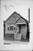 1509 S 3RD ST, a Queen Anne house, built in Milwaukee, Wisconsin in 1908.