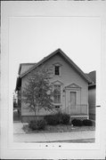 1515 S 3RD ST, a Front Gabled house, built in Milwaukee, Wisconsin in .