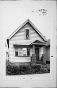 1522 S 3RD ST, a Front Gabled house, built in Milwaukee, Wisconsin in 1916.