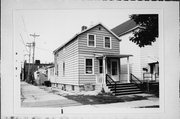1019 S 4TH ST, a Front Gabled house, built in Milwaukee, Wisconsin in .