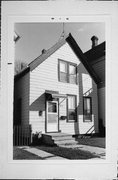 1518 S 4TH ST, a Front Gabled house, built in Milwaukee, Wisconsin in 1908.