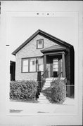1640 S 4TH ST, a Front Gabled house, built in Milwaukee, Wisconsin in .