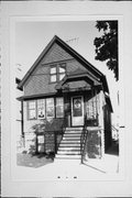 1828 S 4TH ST, a Front Gabled house, built in Milwaukee, Wisconsin in .