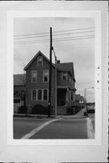 938 S 11TH ST, a Cross Gabled house, built in Milwaukee, Wisconsin in .
