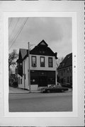 1239 S 11TH ST, a Queen Anne tavern/bar, built in Milwaukee, Wisconsin in .