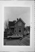 915 S 14TH ST, a Queen Anne house, built in Milwaukee, Wisconsin in .