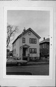 1211 S 14TH ST, a Front Gabled house, built in Milwaukee, Wisconsin in .