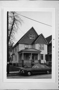 1118 S 15TH PLACE, a Queen Anne house, built in Milwaukee, Wisconsin in .