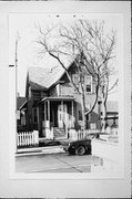 923 S 15TH ST, a Queen Anne house, built in Milwaukee, Wisconsin in .