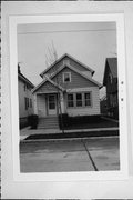 1313 S 15TH ST, a Front Gabled house, built in Milwaukee, Wisconsin in .