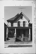 1013-15 S 19TH ST, a Italianate duplex, built in Milwaukee, Wisconsin in .