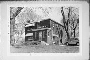 2602A E BRADFORD AVE, a Contemporary duplex, built in Milwaukee, Wisconsin in 1951.