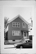 719 E BRADY ST, a Front Gabled house, built in Milwaukee, Wisconsin in 1885.