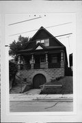 324 E DEER PL., a Front Gabled house, built in Milwaukee, Wisconsin in 1910.