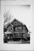 2805-07 S DELAWARE AVE, a Front Gabled duplex, built in Milwaukee, Wisconsin in 1923.