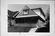 3036-38 S DELAWARE AVE, a Minimal Traditional duplex, built in Milwaukee, Wisconsin in 1958.