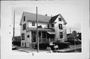 237-239 W GREENFIELD AVE, a Gabled Ell house, built in Milwaukee, Wisconsin in 1880.