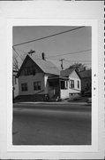 725 W GREENFIELD AVE, a Front Gabled house, built in Milwaukee, Wisconsin in .